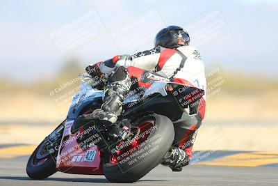 media/Jan-10-2025-CVMA Friday Practice (Fri) [[489e0da257]]/Group 4 and Trackday/Session 4 (Turn 16)/